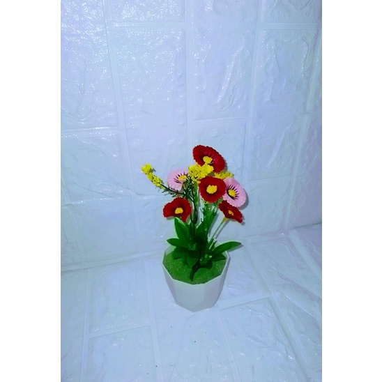 BUNGA HIAS COSMOS PLASTIK PLUS POTNYA