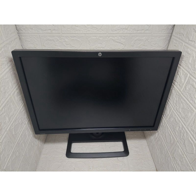 MONITOR HP 24 INCH HDMI IPS LIKE NEW GARANSI  HPZR2440W LAYAR BISA DIPUTAR DAN NAIK TURUN
