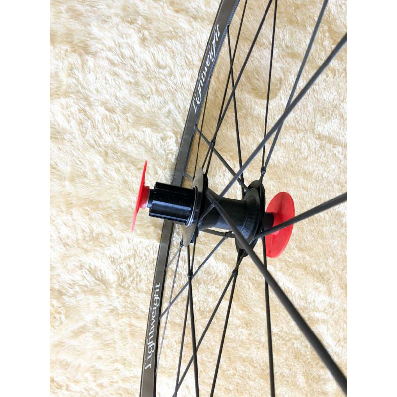 Wheelset Lightweight Clincer not Champagnolo Dt swiss