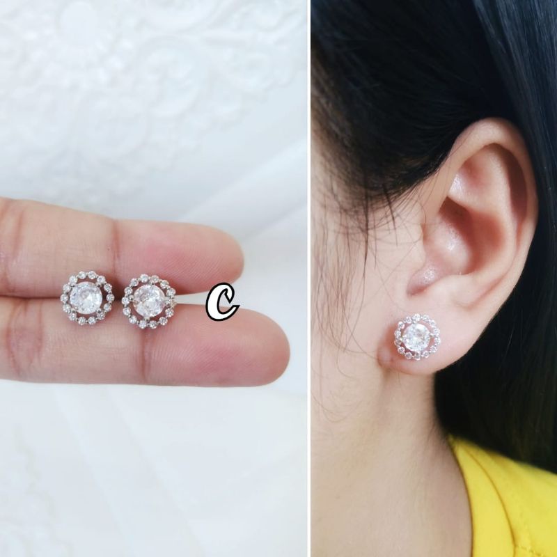 Anting Giwang Titanium Wanita Model Berlian Blink Blink Super Mewah 1