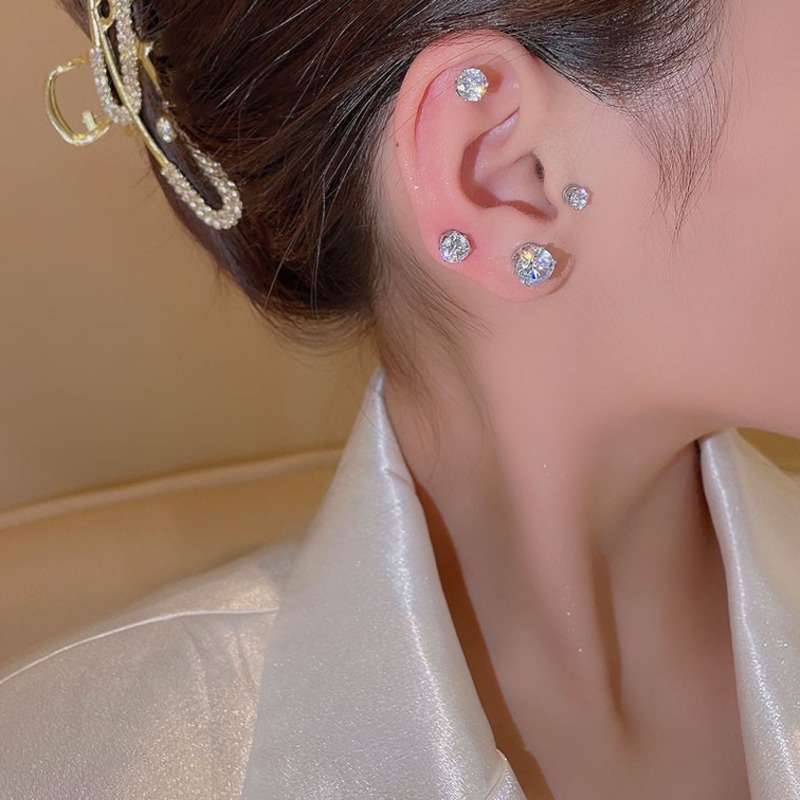 Anting Klip Kristal Mewah Ringan Untuk Wanita