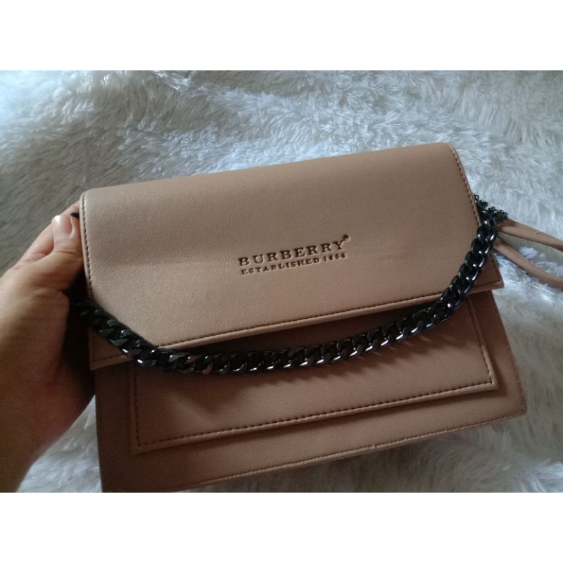 Tas Burberry