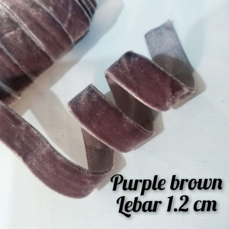 

PER METER PITA BLUDRU WARNA PURPLE BROWN LEBAR 1.2CM