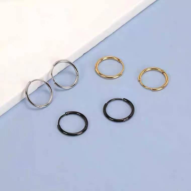 1 psc Wanita/Pria Stainless Steel Kecil Anting-Anting Lingkaran Tindik Tulang Rawan Telinga Tragus Sederhana Lingkaran Tipis Hypoallergenic Telinga Gesper