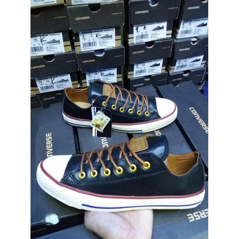 TERLARIS SEPATU CONVERSE ALL STAR KULIT GRADE ORIGINAL