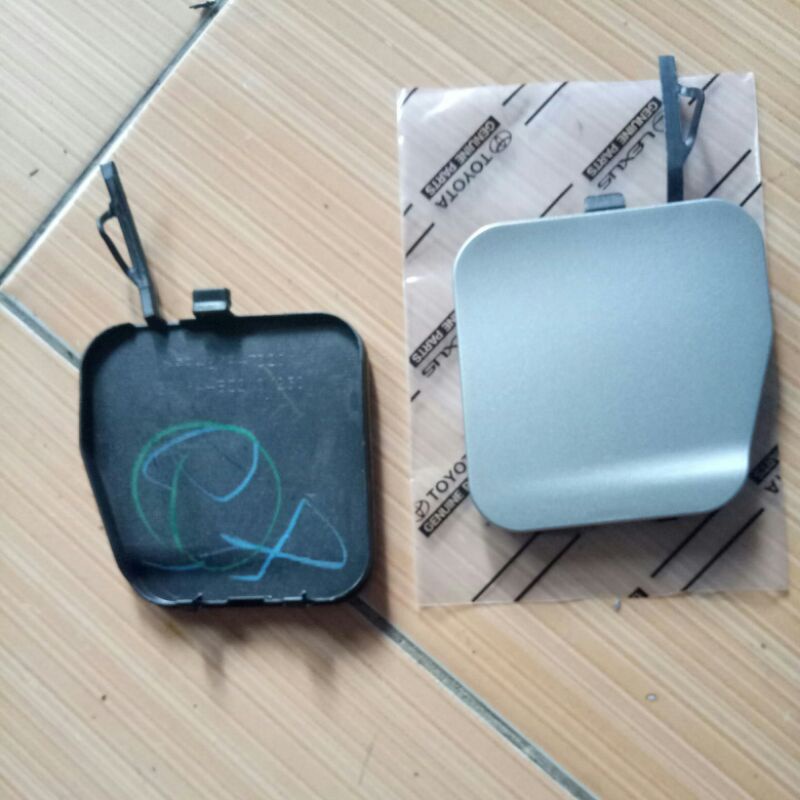 tutup towing tutup derek bumper belakang avanza xenia 2019 up original
