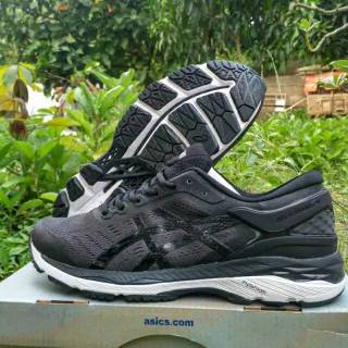 sepatu asics running