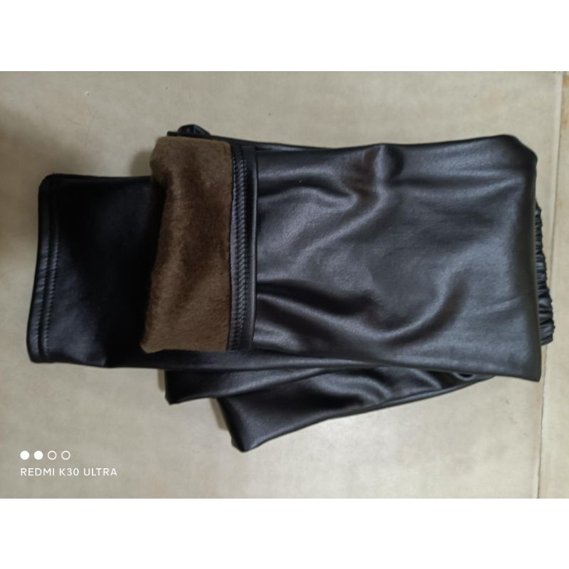 CELANA LEGGING KULIT/LATEX WANITA MUSIM DINGIN WINTER BROMO