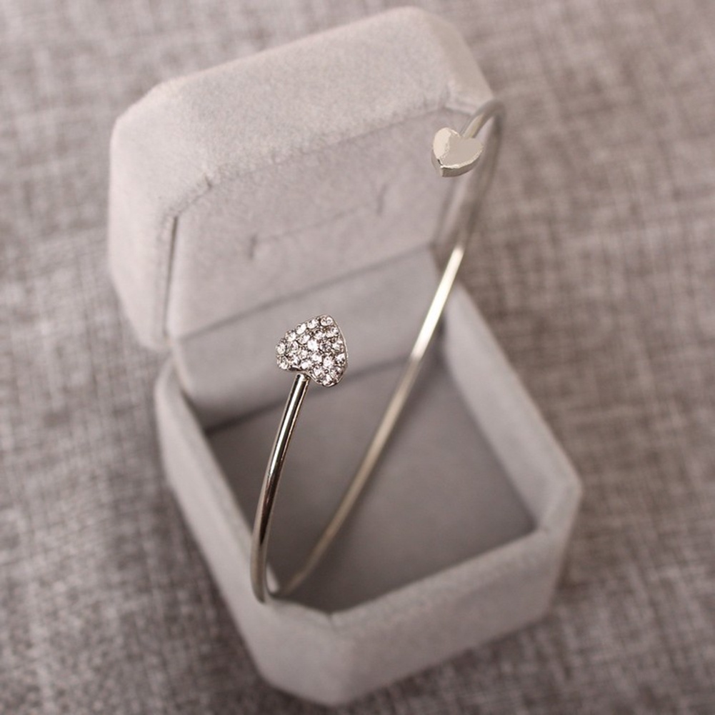 Hu Hu Hu Hu Hu Alat Bantu Pasang Kacamata♡ Gelang Bangle Open Desain Hati Ganda Hias Berlian Imitasi Untuk Wanita