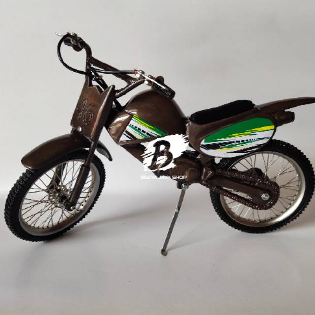Miniatur Motor Trail