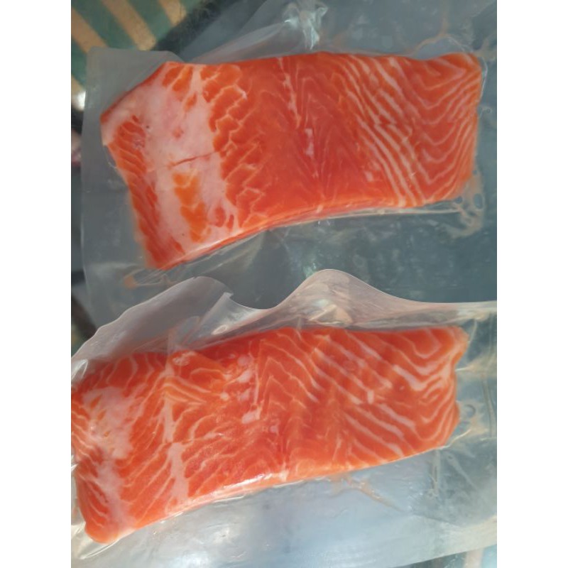 

SALMON FILLET 250 GRAM