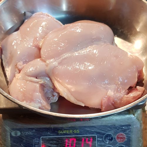 

Bonless Dada Ayam FRESH/Chicken Breast Bonless/fillet dada ayam 10KG