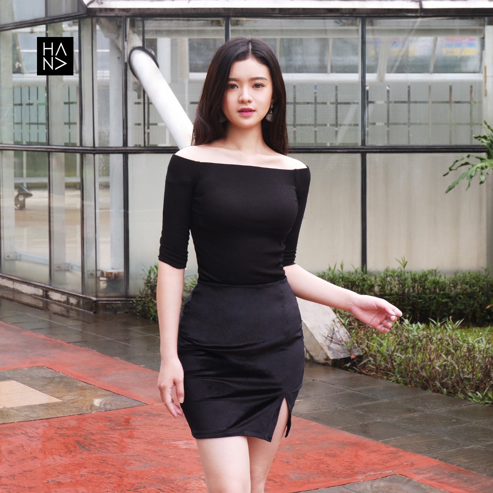 HanaFashion JKT - Hyuna Mini Velvet Skirt Rok Wanita - SK071-1
