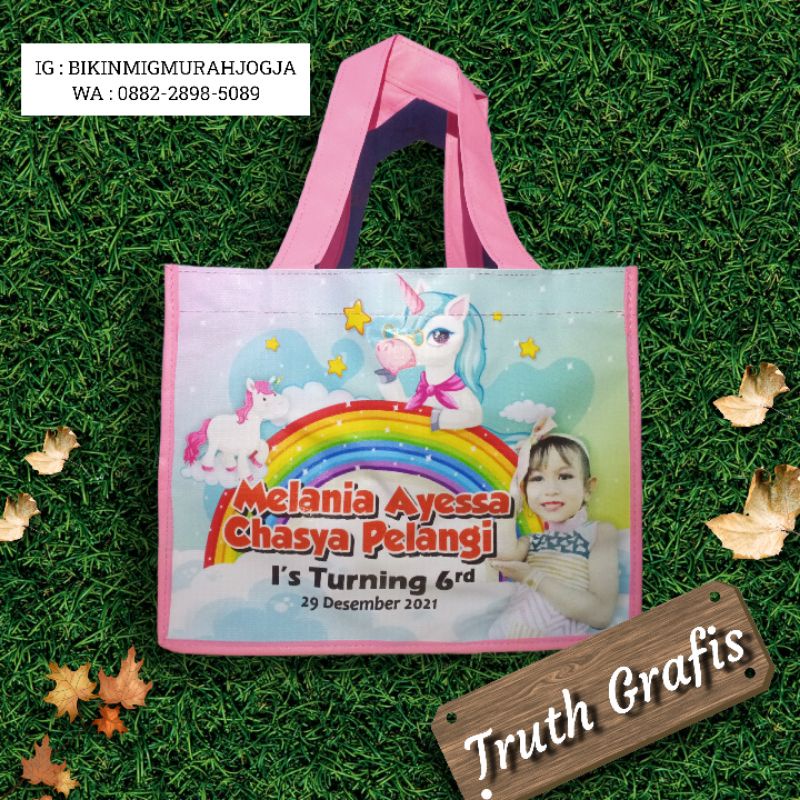 

Souvenir Tas Ultah