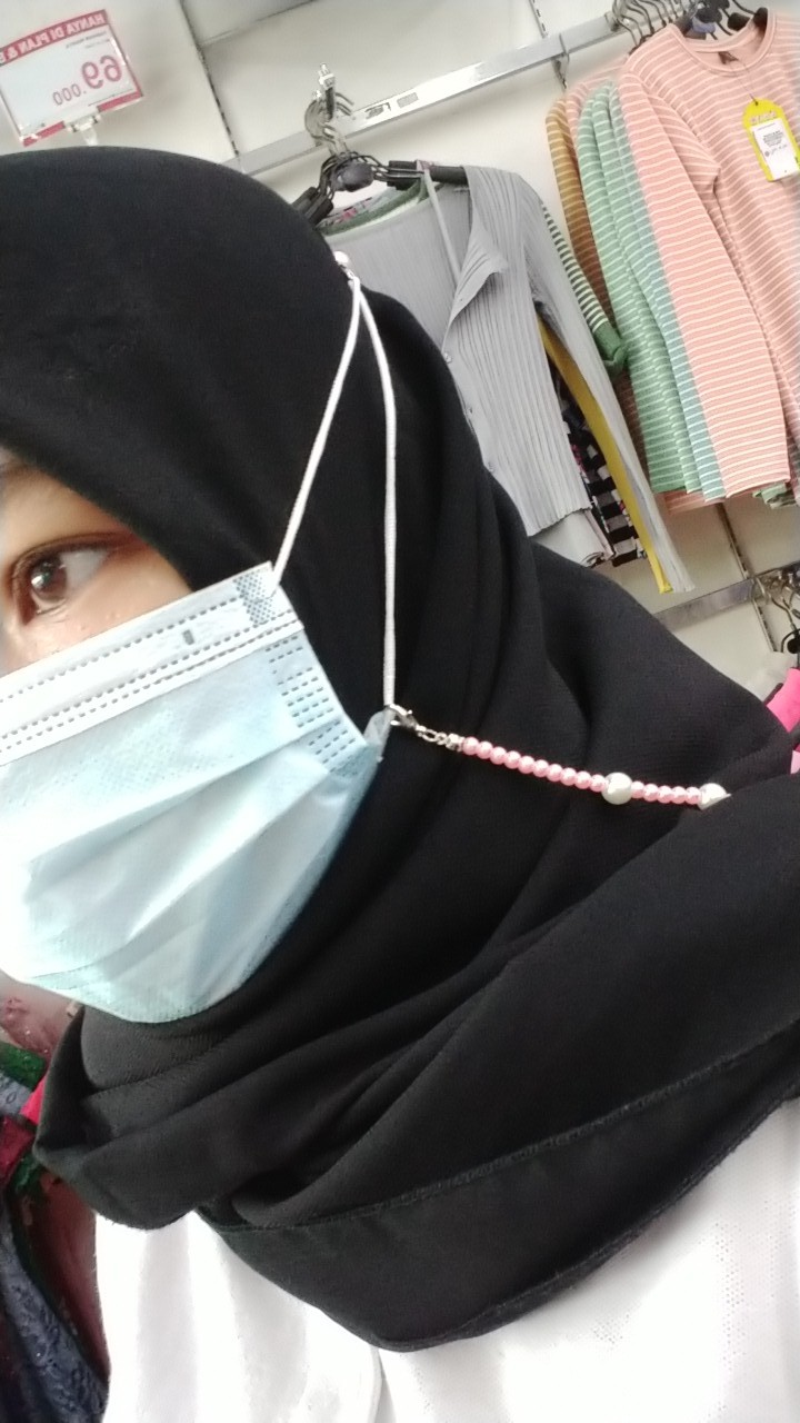 Satu Set Konektor Dan Kalung Masker