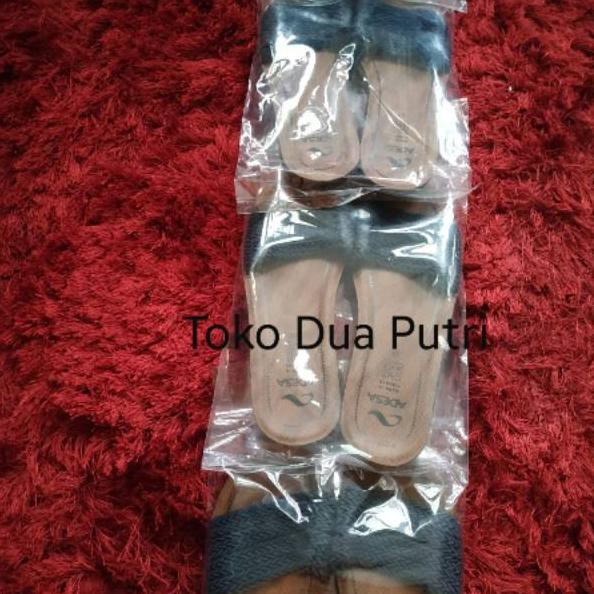 Stok Baru Sandal adesa, sandal turki ori, TERSEDIA BIG SIZE 41 - 43 ( 1 kg muat 6 pc) .. TERJAMIN