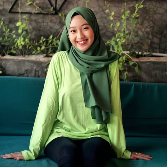 Kaos Polos Panjang Pendek Cotton Combed 30s Warna Hijau Lime Pria Wanita S, M, L, XL, XXL