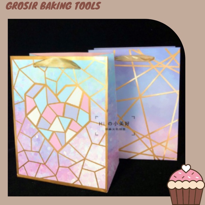 

BISA COD Kantong Paperbag Gold Mermaid Tribal / Kantong Bingkisan Lucu - RANDOM MURAH