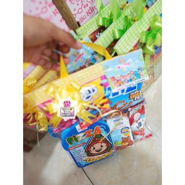 Souvenir Ultah Lunchbox / Paket Ultah Murah/ Snack Ultah Murah