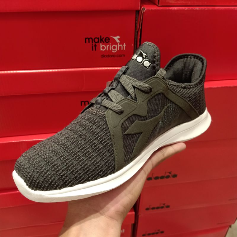 For sale Diadora running mens original store