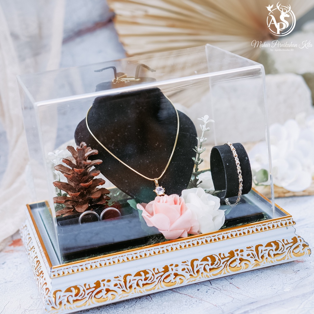 Kotak Perhiasan Seserahan Pernikahan 1 Set Acrylic Lengkap Murah Eksklusif Uk 22x17x19 cm Putih Gold