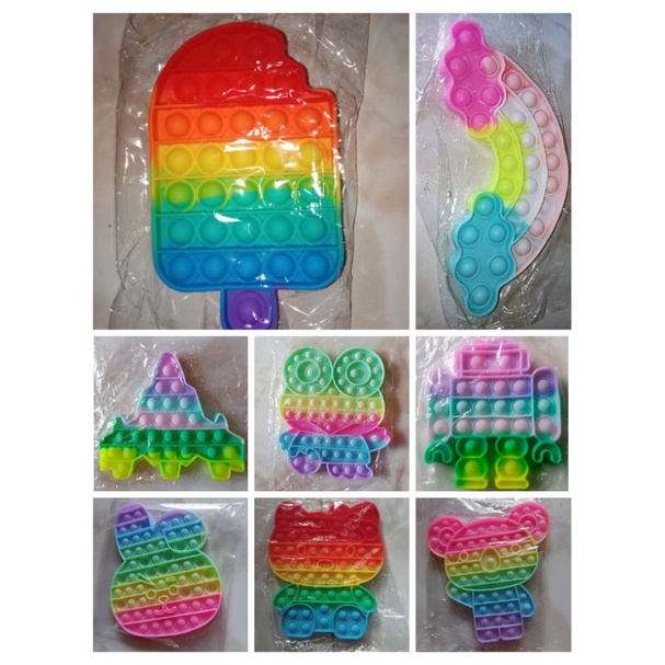 Pop it karakter warna pastel