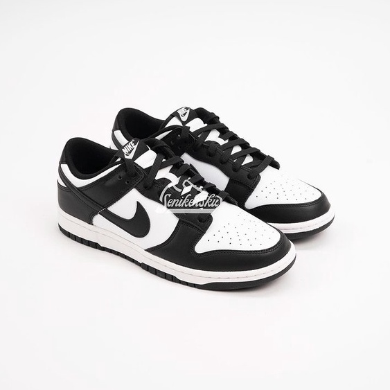 dunk low black womens