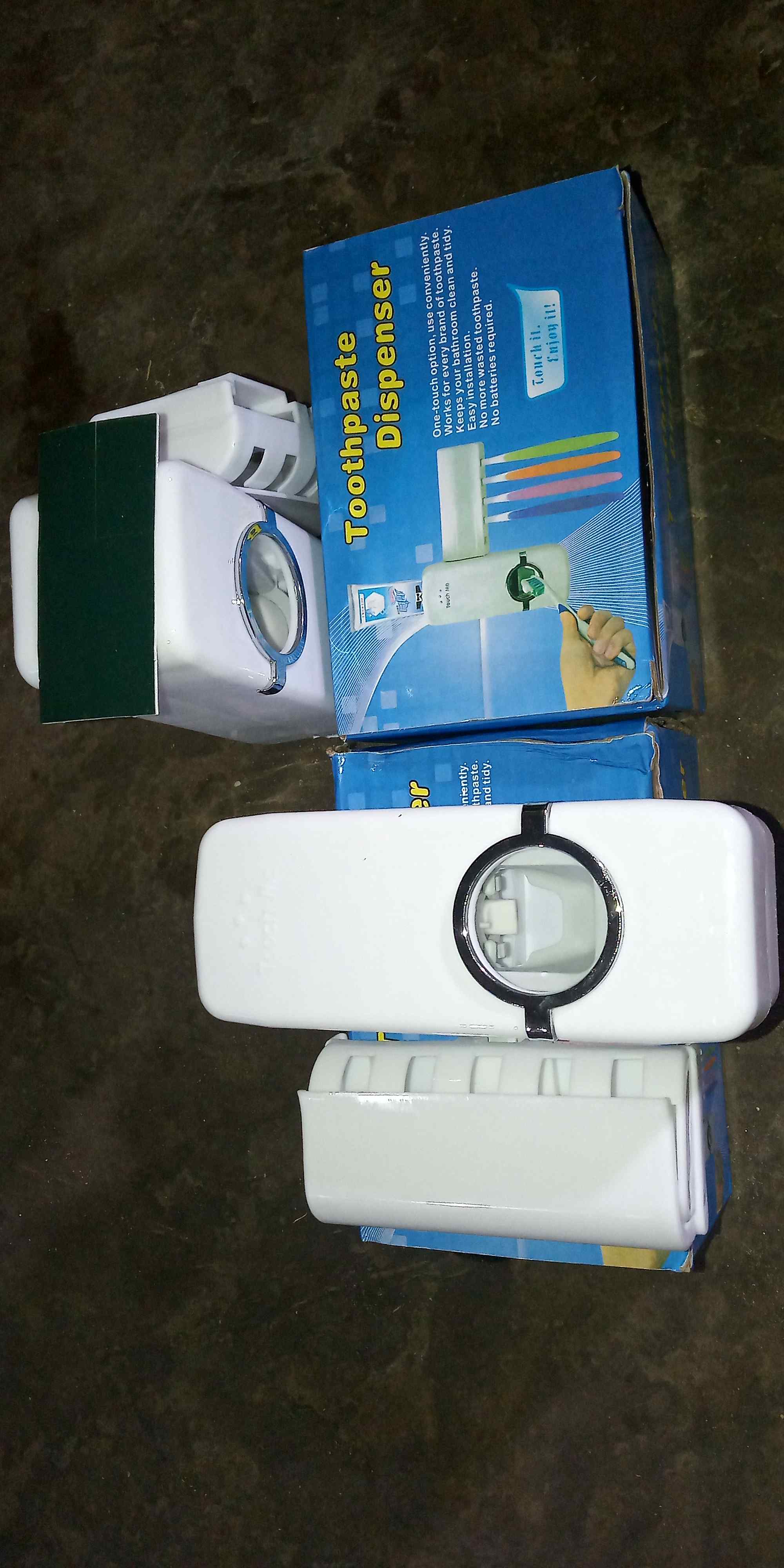 Dispenser Pasta Gigi