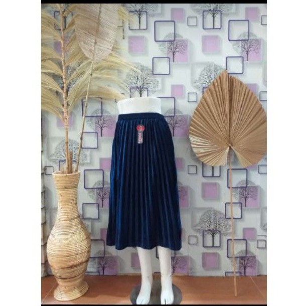 (bisa cod)Rok Plisket Premium bludru velvet 7/8 mayung real pict/ rok plisket tebal/rok plisket import premium/rok plisket bludru import/rok kekinian/rok murah import