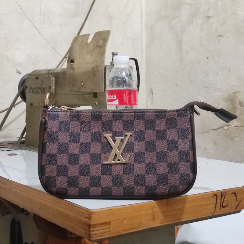 TOP HANDLE LV SIGNATURE SLING WOMMEN BAG READY