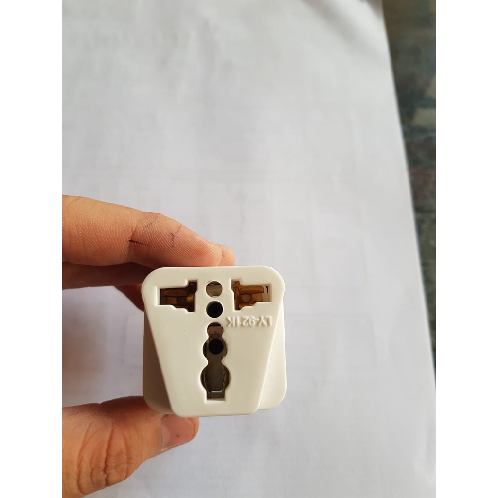 Steker Kaki Tiga Serbaguna LY-921 K- Colokan Multi 3 Stop Kontak Loyal