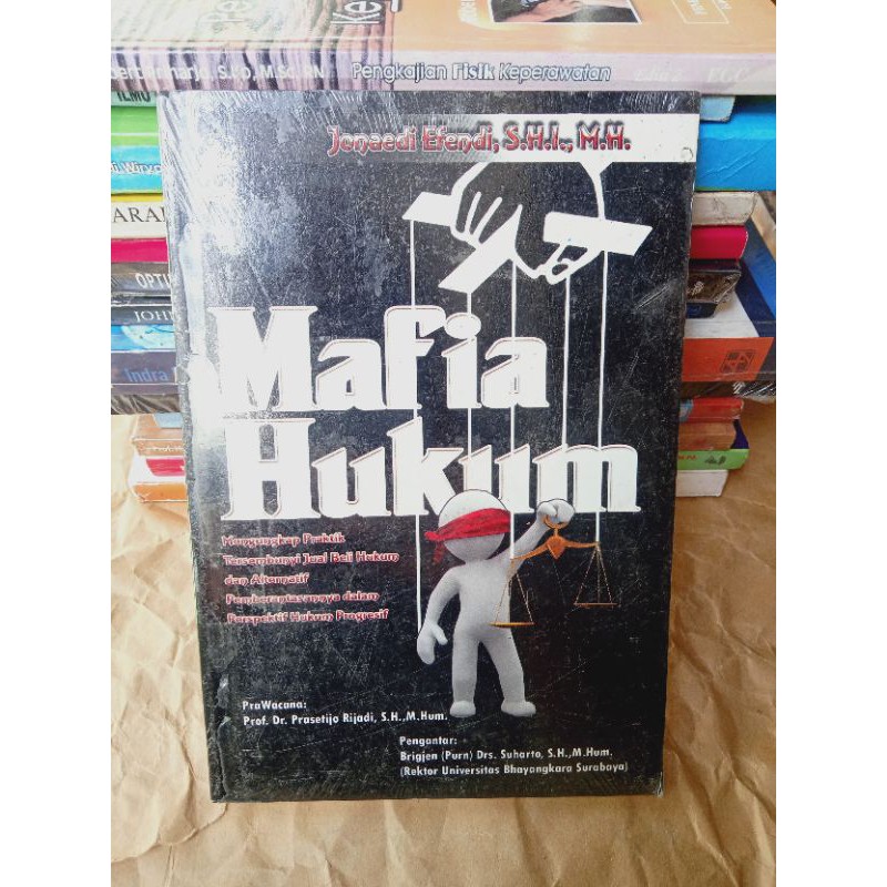 BUKU MAFIA HUKUM