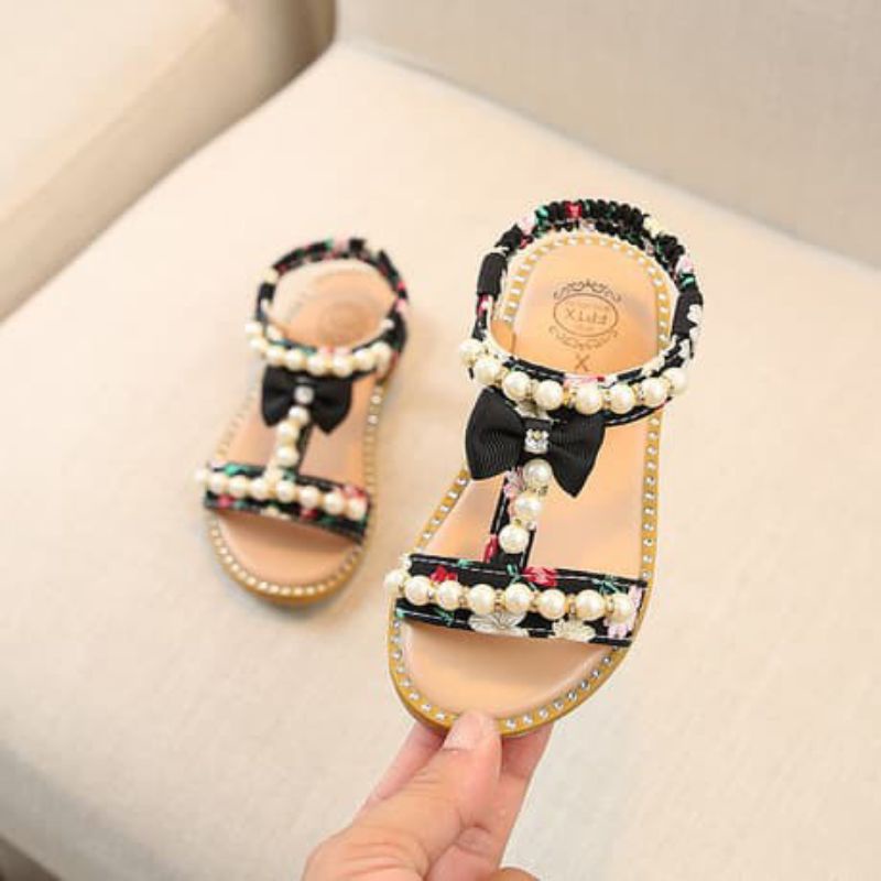 SEPATU SANDAL MUTIARA PITA