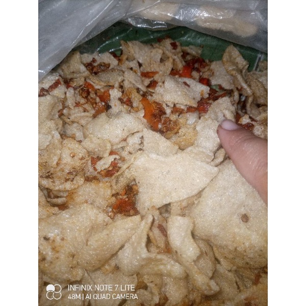 

keripik pedas gurih