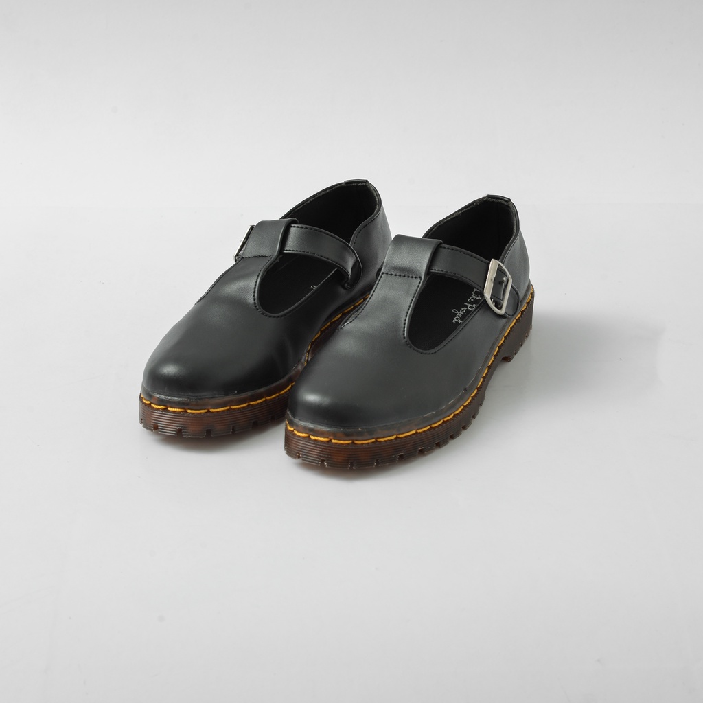 Xcloud x LikeProject Sepatu SlipOn Casual Wanita KYRA Black