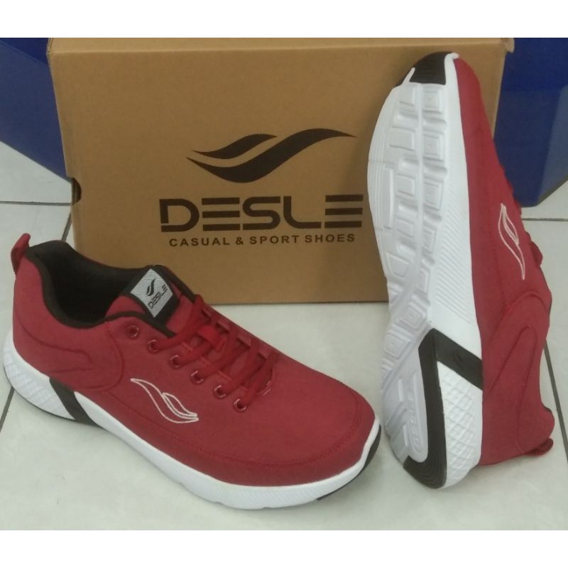 Sepatu running Desle Richard Murphy terbaru