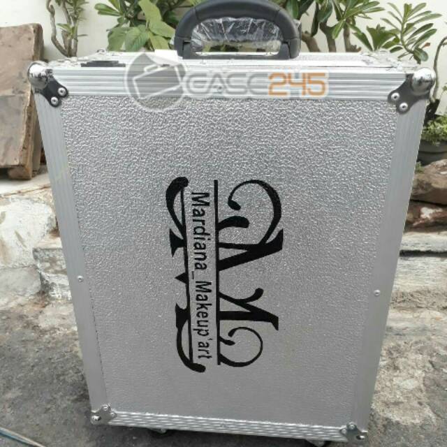 

Beautycase custom size 45 x 35 x 20