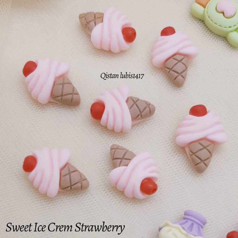 Clay Cake n ice Cream