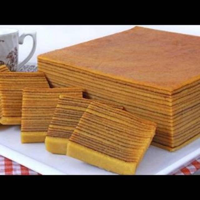 

Lapis legit spesial