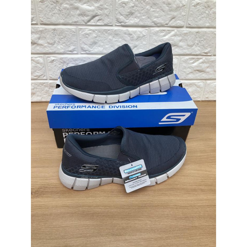 Sepatu Sketcher Skechers Equaliser