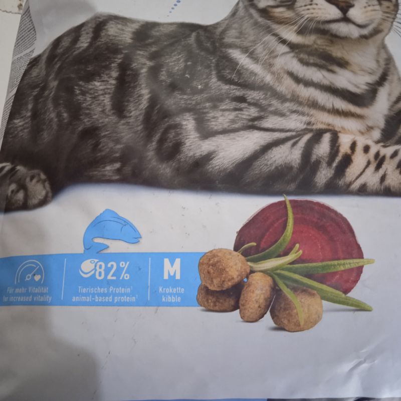 GOJEK HAPPY CAT SPRINGWATER TROUT MAKANAN KUCING DEWASA 10KG