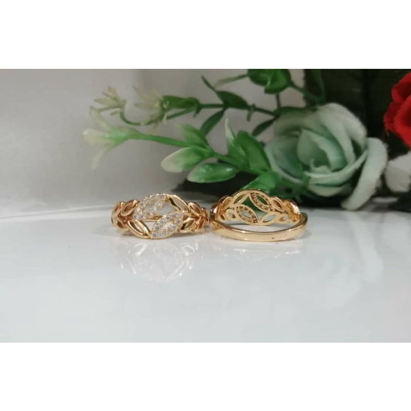 cincin wanita dewasa cantik warna emas