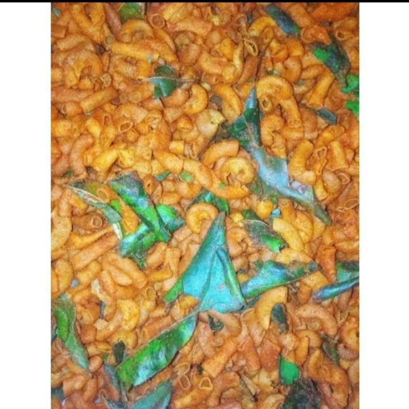 

makaroni asin gurih | Cemilan Surabaya
