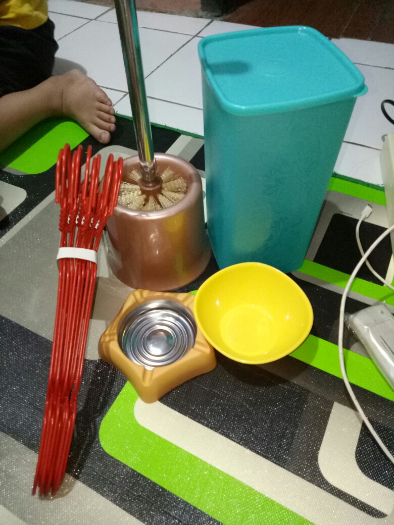 Sikat Wc Stainless + Tempat