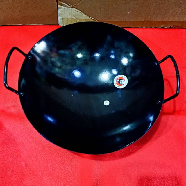 Kuali hitam 34cm captain