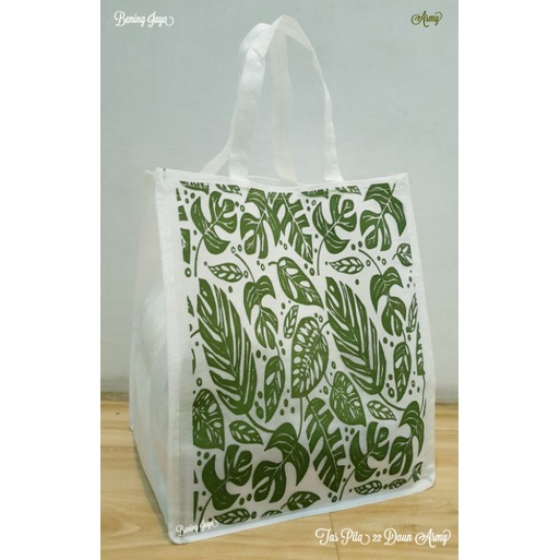 

Tas Hajatan Goodie Bag Pita Kotak 22 Daun Army