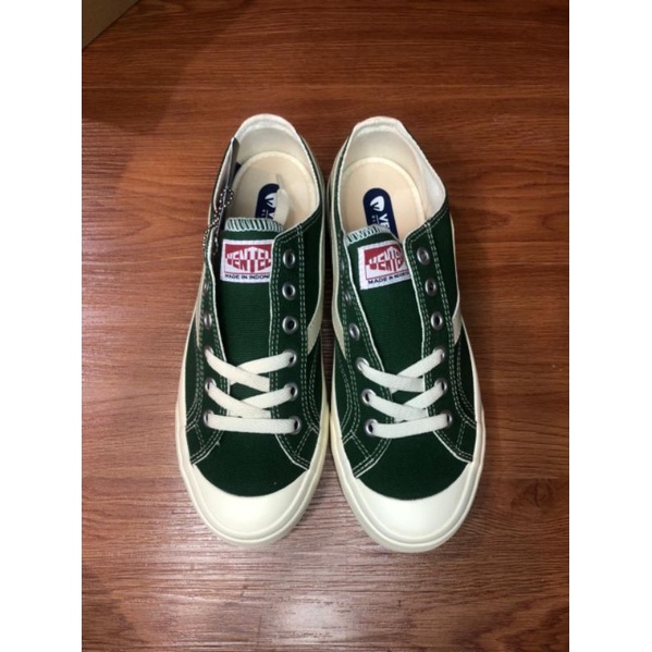 Ventela Public Low Dark Green BNIB - Sepatu Sneakers