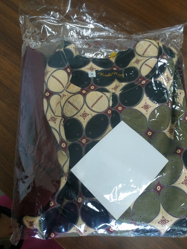 Riskirich Maezurra Gamis Batik Kombinasi Polos