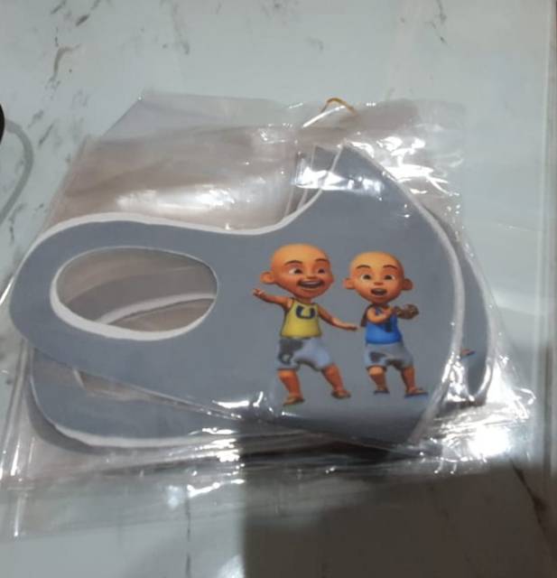 MASKER MOTIF UNTUK ANAK- ANAK BISA DICUCI ULANG