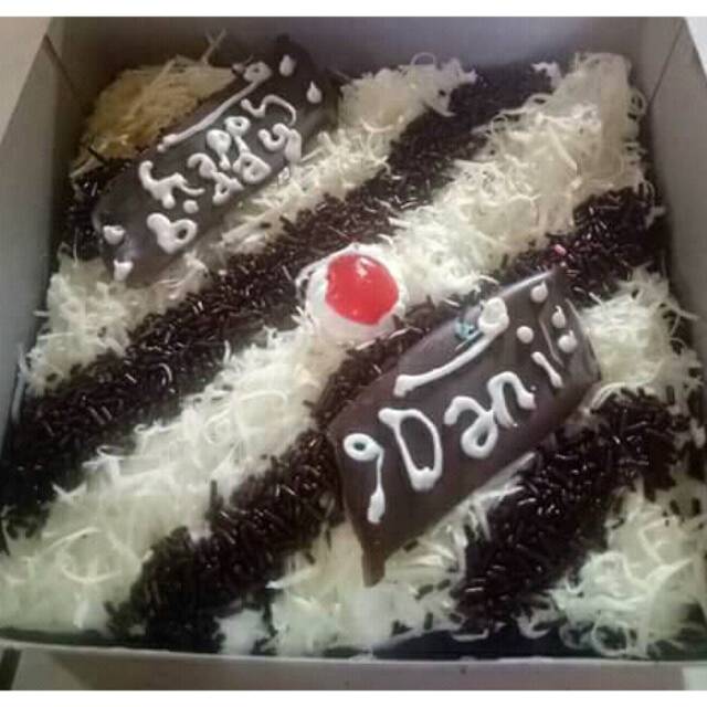 

Brownis ulang tahun